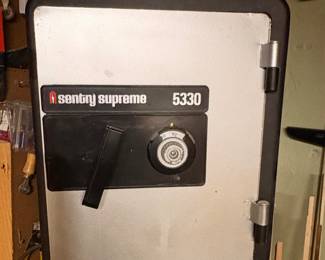 Sentry Supreme 5330 safe,
