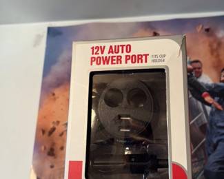 12V Auto Power Port with Dual USB Outlets 