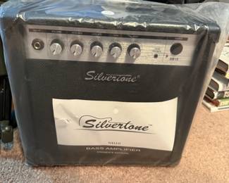 Silvertone SB10 Bass Amplifier 