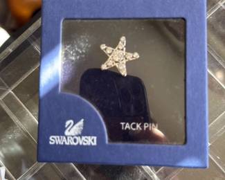 Swarovski Star Tack Pin