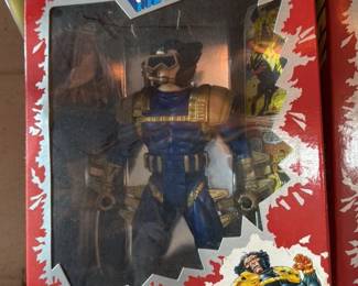 X-Men Metallic Mutants Spy  Wolverine Deluxe Edition Action Figure 