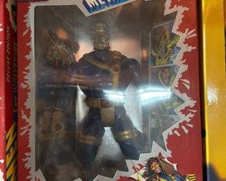 Marvel X-Men Metallic Mutants Cyclops Deluxe Edition 10" Action Figure