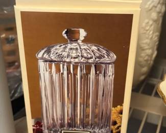 Lenox Crysta Covered Box 