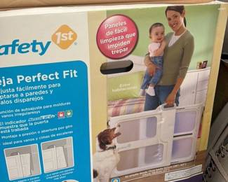 Safey 1st "Extra Tall & Wide" Baby Gate 