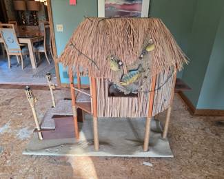 Super fun pet tiki hut home! Very spacious!