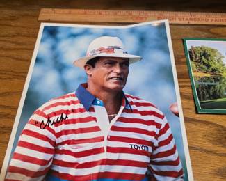 Signed picture of Chi-Chi Rodríguez. 