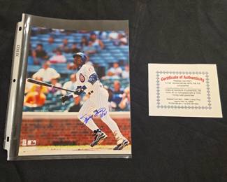 Sammy Sosa autographed 8x10