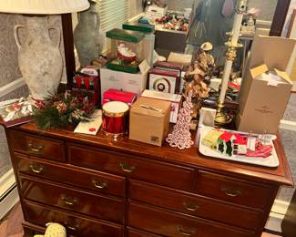 Bureau and mirror