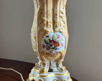 Vintage Hand Painted Porcelain Table Lamp