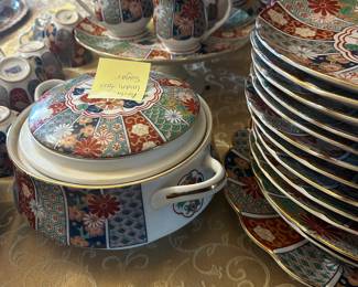 Arita by Amari Pattern Full Service Set