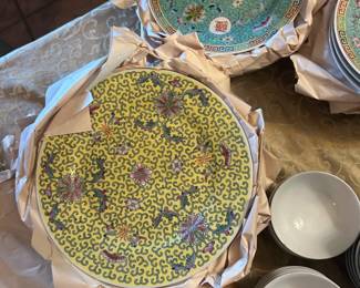 Vintage Mu Shou Longevity Pattern Dinner Plates in Yellow x 12