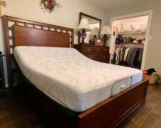 SEALY QUEEN ADJUSTABLE BED