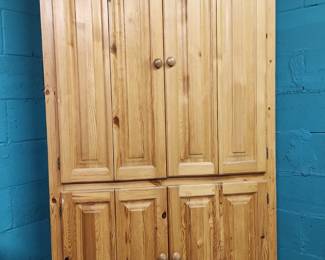 1061.Large 1Piece cabinet