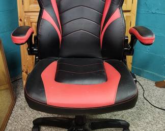1081.EMERGE gaming chair