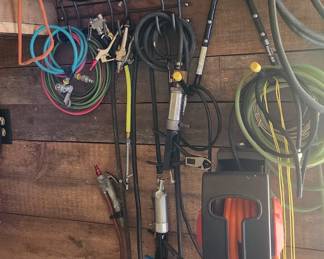 15.Trapbuilding shop