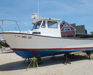 ROS 1997 27foot lobster boat. Steyr 246 marine turbo diesel.