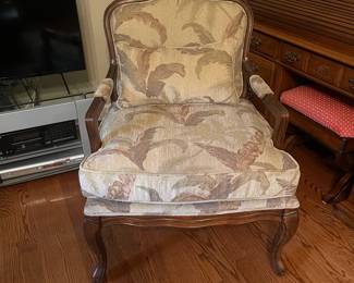R23 - $85. Single Oversized Chair. Measures 32" wide x 30" deep x 39" tall. Floor to seat 21". Wooden frame has minor scratches / marks but sturdy!
