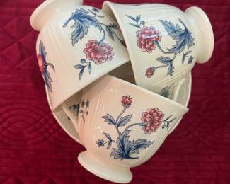 R54 - $45. Wedgwood "Williamsburg Potpourri"