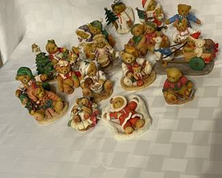 A60 - $55. Cherished Teddies Christmas Collection. Lot #1/16 Pieces. 