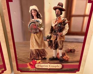 A6 - $40. 4 Piece Vintage Thanksgiving Set. Box Dimensions 9.5x5x10.5 