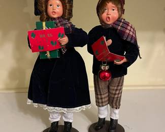 A25 - $20 PAIR. 2 Carolers. 9" Tall. 