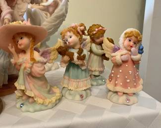A33 - $65. Roman Inc. Seraphin Classics Huge Lot of 17 Pieces. Height Ranges 7.75"-3.5"