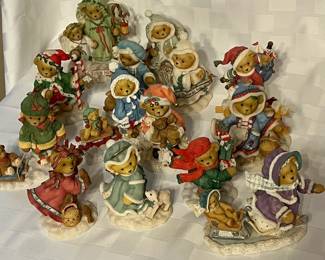 A61 - $65. Cherished Teddies Christmas Collection. Lot #2/14 Pieces. 