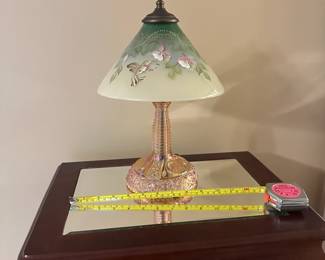 R17 - $400. Fenton Hummingbird Reverse Painted Lamp Shade - Limited Edition. Shade has Fenton sticker - base looks like fenton glass but unmarked. 