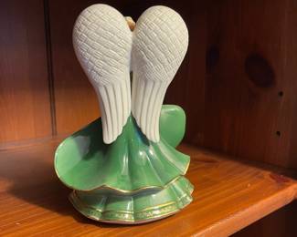 R2 - $15. "May Angels Gather Round" Blessings of the Emerald Isle Angel - Bradford Exchange. 