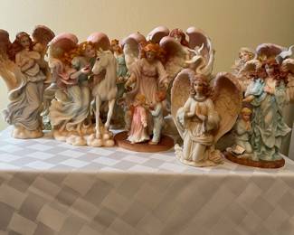 A33 - $65. Roman Inc. Seraphin Classics Huge Lot of 17 Pieces. Height Ranges 7.75"-3.5"