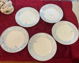 R57 - $30. Set of 5 - Lenox Swedish Rose Dinner Plates. Measures 11.25". 