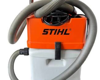 005 Stihl SE 100 Vacuum Cleaner