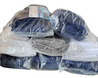 Eight New My Pillow 6Pack Towels