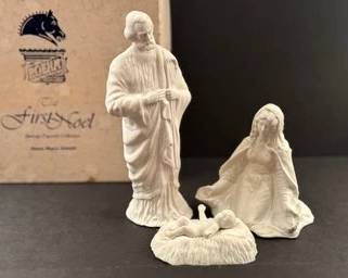 Boehm First Noel Nativity Set