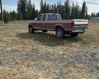 AVAILABLE NOW 1994 F250 4X4 LESS THEN 200 THOUSAND MILES.  RUNS GREAT..  family is selling it husband passed away he loved this car. No need anymore.  $2,500 OBO