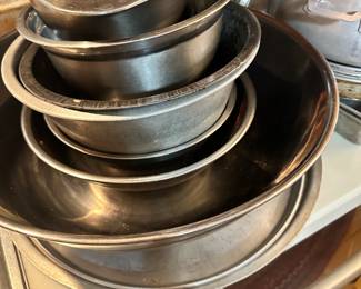 stainless steel mixing bowls