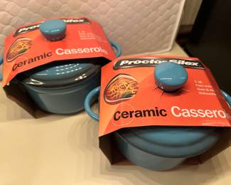 New ceramic 1 qt. casserole dishes