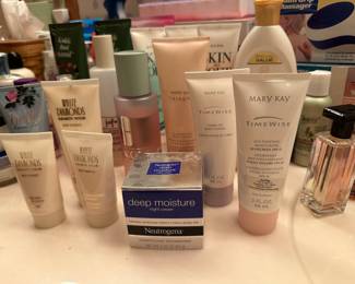 Mary Kay, Neutrogena, Clinique, Elizabeth Taylor 'White Diamonds'