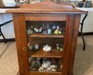 Curio cabinet