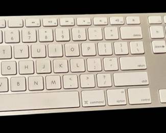 Apple Keyboard