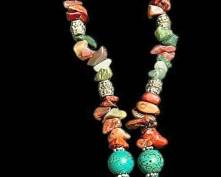 Wired Arrowhead Beaded Necklace