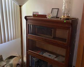 EstateSalesByOlga in Colonia, NJ