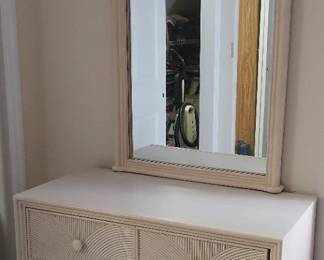 Stanley Bedroom Dresser With Mirror