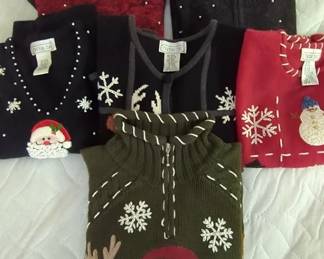 Vintage Mandal Bay Christmas Sweaters 6 S P, Small, Medium 