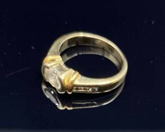 14K Gold And Diamond Ring w Appraisal 
