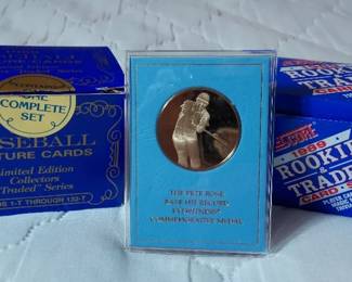 Topps And Scores 1989 Baseball Cards, Pete Rose Commemorative Medal and Pro Louisville Slugger Johnny Bench Bat