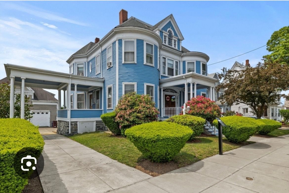 The home speaks for itself…sorry you can’t bid on it &#129315;