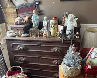We will have all of the holiday items in various rooms and we have lots of Nic knack type things mostly one of kind as they only bought one !wonderful items to enjoy
