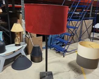Floor Lamp with the option to select one of multiple shades