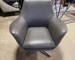 Bruce Leather Arm Chair - Swivels